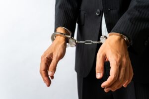 横領罪の成立要件や刑罰内容|会社としての対処法や予防策まで弁護士が解説 | 藤垣法律事務所 | 埼玉大宮で弁護士に法律相談